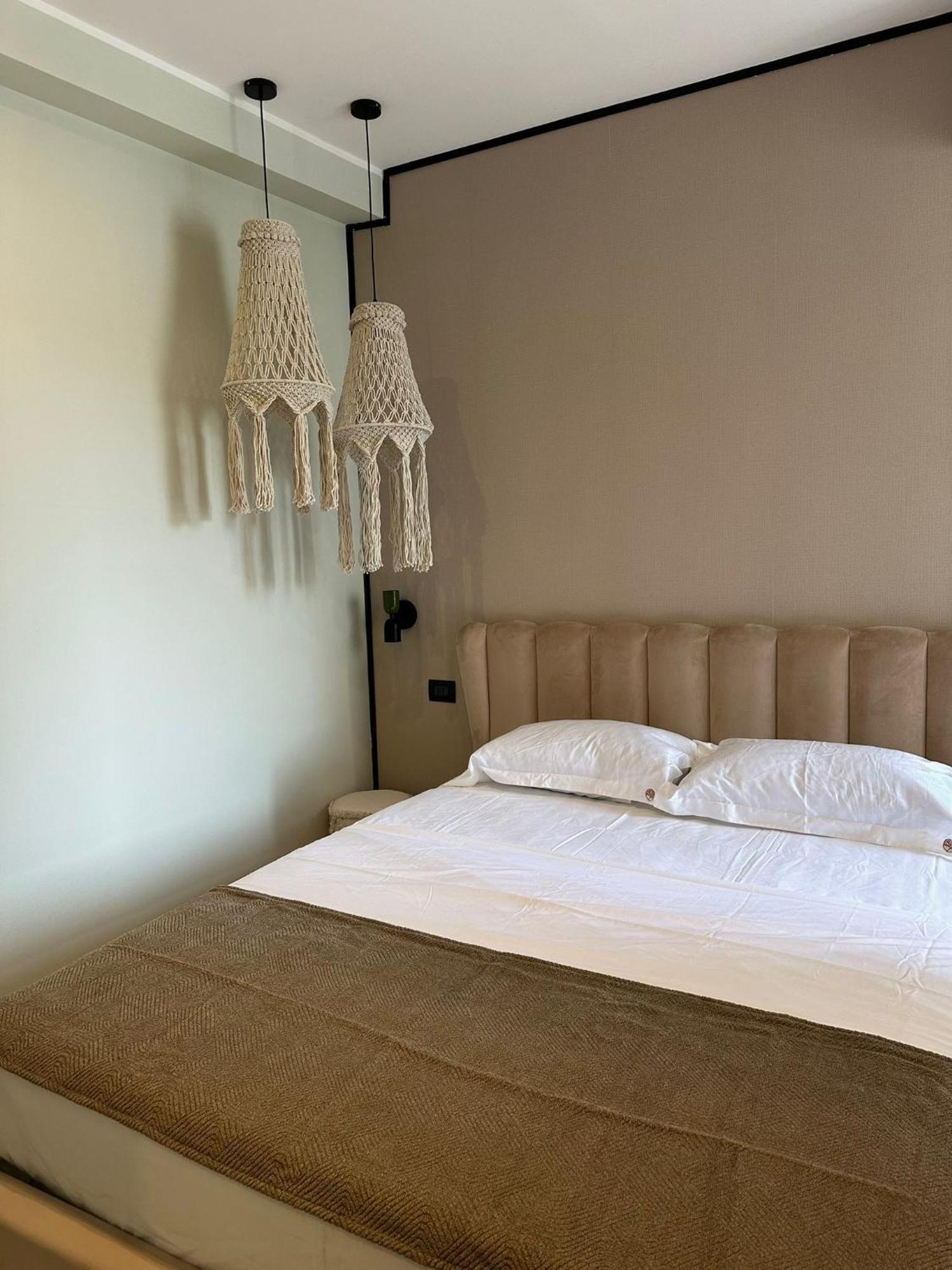Mandarin Apulia 10 * Bari